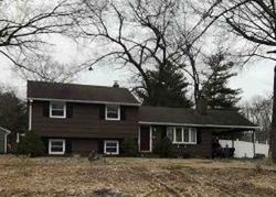 Pre-foreclosure Listing in GLENWOOD DR PLAINVILLE, CT 06062
