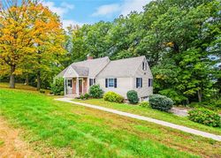  Ledge Rd, Plainville CT