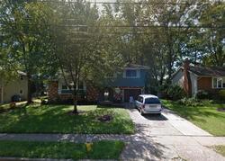 Pre-foreclosure in  DRAKE RD Cherry Hill, NJ 08034