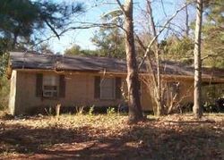 Pre-foreclosure in  TREADWAY CT Fayetteville, NC 28311