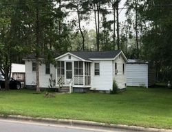 Pre-foreclosure in  KINSTON HWY Richlands, NC 28574