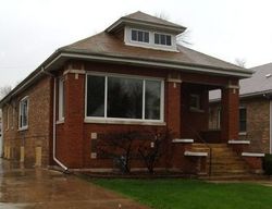  S 9th Ave, Maywood IL