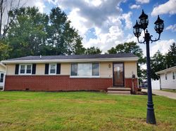 Pre-foreclosure Listing in EASTVIEW RD WASHINGTON COURT HOUSE, OH 43160