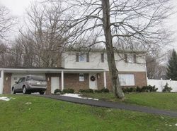 Pre-foreclosure in  VICTORIA LN Frostburg, MD 21532