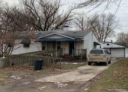 Pre-foreclosure in  FENSTER ST Belleville, MI 48111