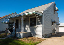 Pre-foreclosure Listing in MAYFLOWER AVE LINCOLN PARK, MI 48146