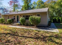 Pre-foreclosure in  AVERHILL ST Farmington, MI 48336