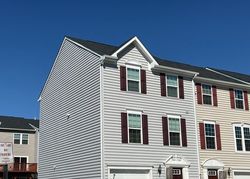  Streamview Dr, Fredericksburg VA