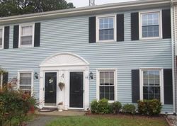 Pre-foreclosure Listing in TOWNE SQUARE DR NEWPORT NEWS, VA 23607