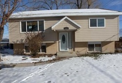 Pre-foreclosure Listing in S 1520 W WEST JORDAN, UT 84084