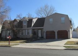 Pre-foreclosure in  E RIDGEMARK DR Sandy, UT 84092