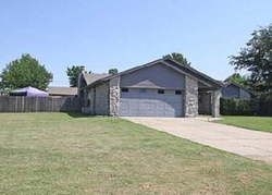 Pre-foreclosure in  S JUNIPER CT Broken Arrow, OK 74012