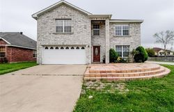  Bantry Ln, Arlington TX