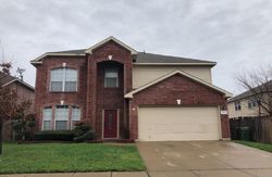 Pre-foreclosure in  CRESSWELL DR Arlington, TX 76001
