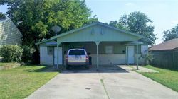 Pre-foreclosure Listing in CURZON AVE FORT WORTH, TX 76107