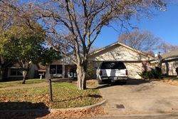 Pre-foreclosure in  N FLAXSEED LN Fort Worth, TX 76108
