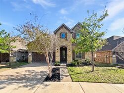 Pre-foreclosure in  DOVE TRL Euless, TX 76039