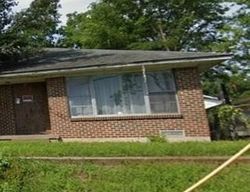 Pre-foreclosure in  BONNIE VIEW RD Dallas, TX 75203