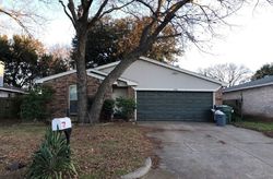 Pre-foreclosure Listing in MOCKINGBIRD DR MANSFIELD, TX 76063