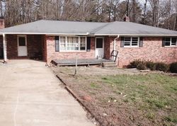 Pre-foreclosure in  BRANIF LN Greenville, SC 29611