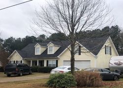 Pre-foreclosure in  COUNTRY WALK Social Circle, GA 30025