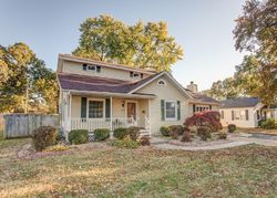 Pre-foreclosure in  MUREN BLVD Belleville, IL 62221