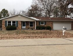 Pre-foreclosure Listing in WESTMINISTER DR SAINT CHARLES, MO 63301