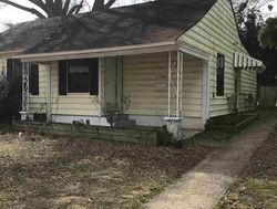 Pre-foreclosure Listing in IRIS ST LITTLE ROCK, AR 72202