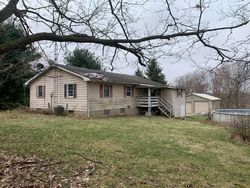 Pre-foreclosure Listing in DANVILLE AMITY RD MOUNT VERNON, OH 43050