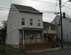 Pre-foreclosure Listing in N 1ST ST PATERSON, NJ 07522