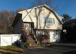 Pre-foreclosure Listing in SADDLE RIVER RD SADDLE BROOK, NJ 07663