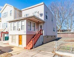 Pre-foreclosure in  16TH AVE Paterson, NJ 07501