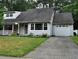 Pre-foreclosure in  LEAWOOD AVE Toms River, NJ 08755