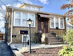 Pre-foreclosure Listing in COUNTY AVE SECAUCUS, NJ 07094
