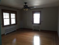 Pre-foreclosure Listing in S RICHARDS AVE SOMERVILLE, NJ 08876