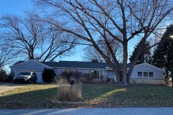 Pre-foreclosure in  SHAMROCK RD Omaha, NE 68114