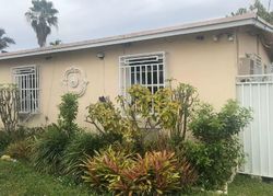 Pre-foreclosure in  SW 58TH TER Miami, FL 33173