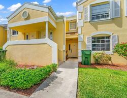 Pre-foreclosure in  SE 27TH DR # 105-F Homestead, FL 33035