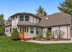 Pre-foreclosure in  N ORCHARD RD Barrington, IL 60010