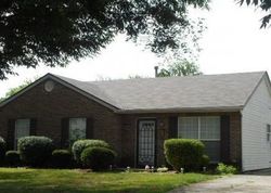 Pre-foreclosure in  PIKEVIEW CT Louisville, KY 40215