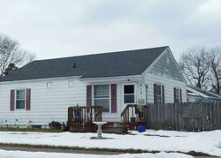 Pre-foreclosure Listing in FRANKLIN AVE URBANDALE, IA 50322