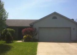 Pre-foreclosure Listing in PARK PLACE CT AVON, IN 46123