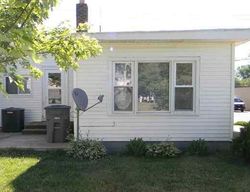 Pre-foreclosure Listing in W RACE ST WOLCOTTVILLE, IN 46795