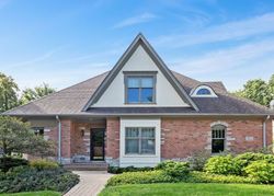 Pre-foreclosure in  N COUNTY LINE RD Hinsdale, IL 60521