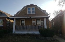 Pre-foreclosure in  W HIRSCH ST Chicago, IL 60651