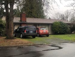 Pre-foreclosure in  SE LINCOLN ST Portland, OR 97233