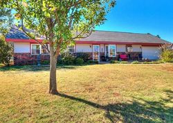 Pre-foreclosure Listing in TYLER AVE NW PIEDMONT, OK 73078