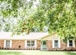 Pre-foreclosure Listing in N ALBERT PIKE AVE FORT SMITH, AR 72903