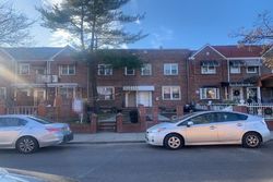 Pre-foreclosure Listing in 87TH ST EAST ELMHURST, NY 11369