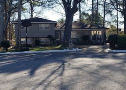 Pre-foreclosure in  DAHLIA CT NW Huntsville, AL 35810